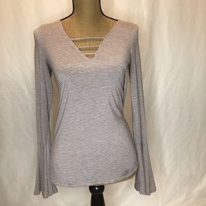 American Eagle bell sleeve tee Small